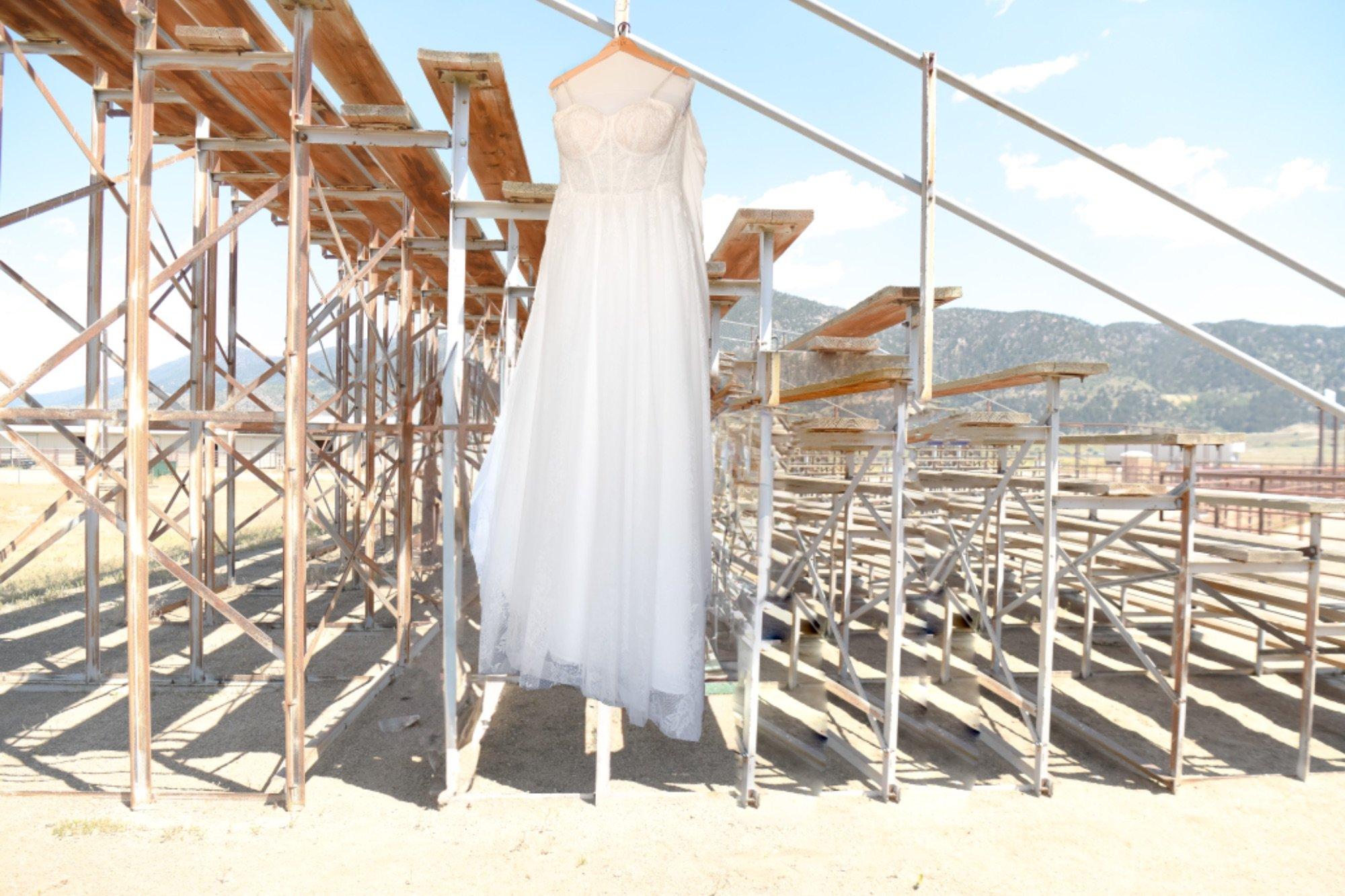 carousel-hero-element image-0