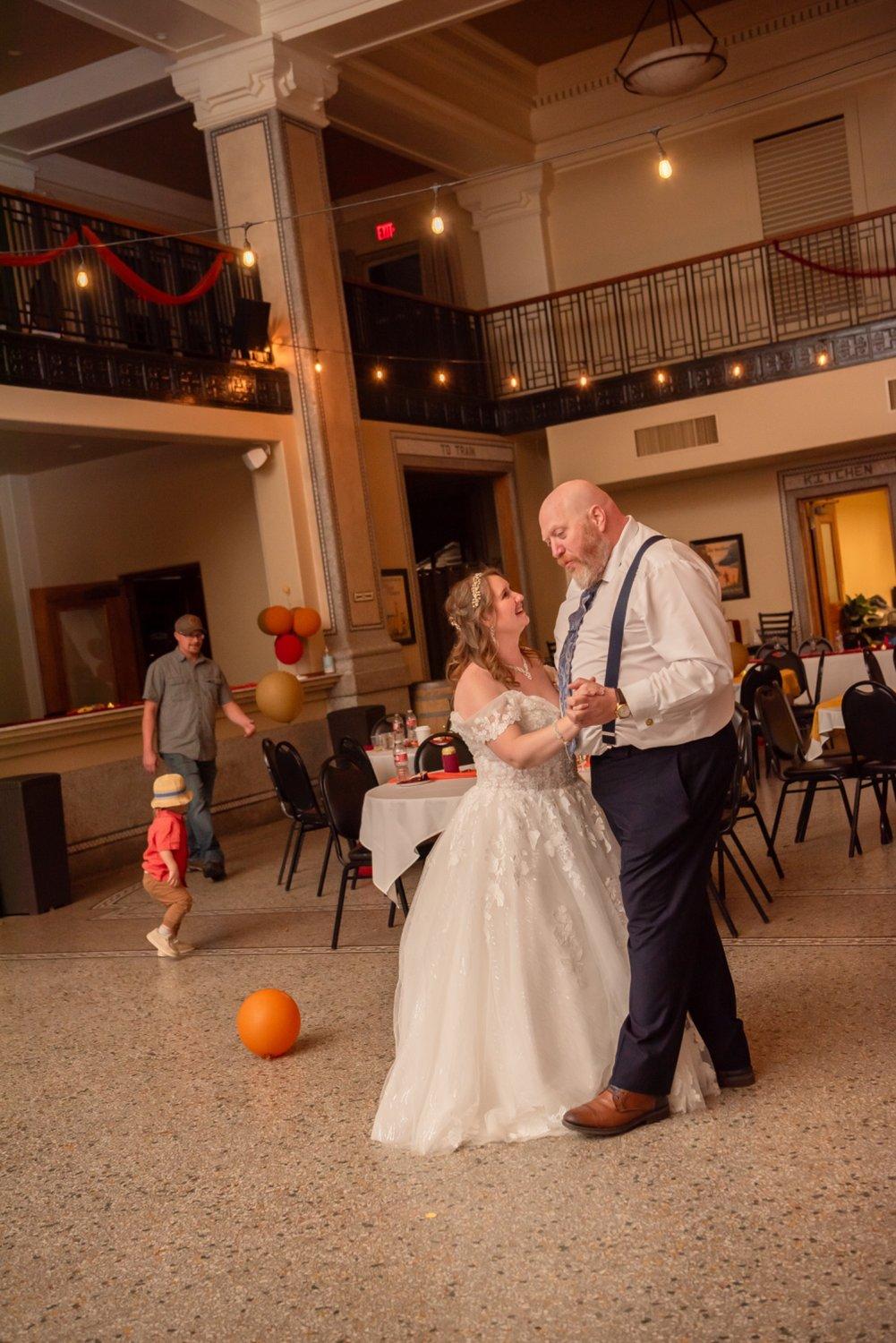 carousel-hero-element image-19